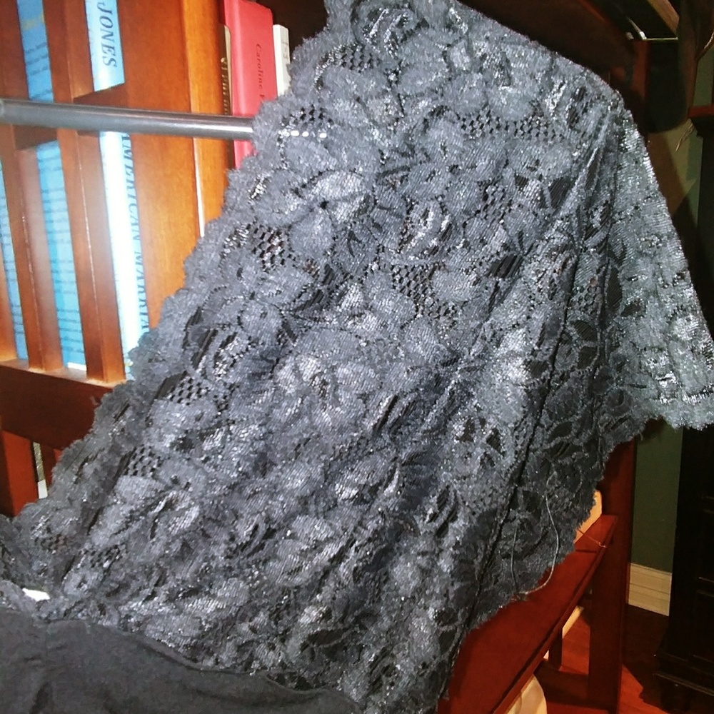 Shirt - Picture 2 of 4